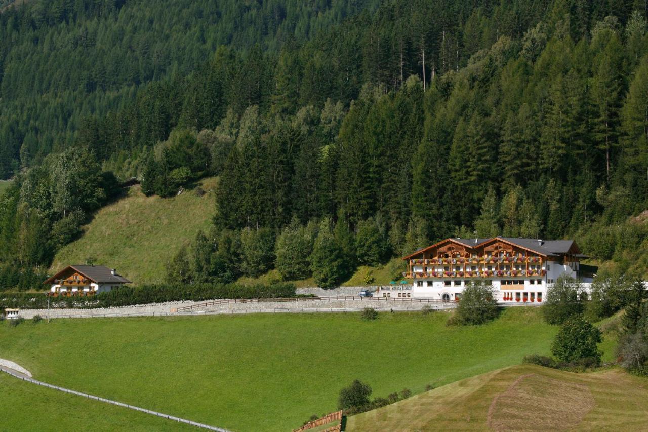 Hotel Kranebitt Val di Vizze Eksteriør bilde